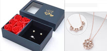 Load image into Gallery viewer, Retro Magnetic Folding Heart Shaped Four Leaf Clover Pendant Necklace Women Love Clavicle Chain Gifts Openable Choker Jewelry