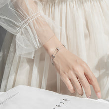 Load image into Gallery viewer, Cold Wind Simple Niche Design Jewelry