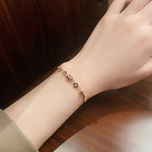 Load image into Gallery viewer, Niche Design Temperament Net Celebrity Simple Hand Jewelry