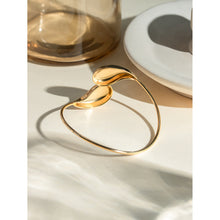 Load image into Gallery viewer, Fashion Jewelry Minar Hip Hop Metallic Irregular Water Drop Twist Adjustable Bangles For Women Titanium Steel 18K Gold PVD Plated Cuff Bracelet