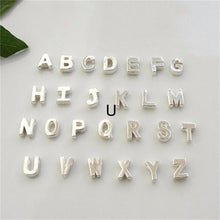 Load image into Gallery viewer, Peach Heart Shaped Letter Necklace Clavicle Chain Necklace