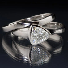 Load image into Gallery viewer, Triangle Rhinestone Zircon Ring Ornament Suit