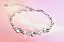 Load image into Gallery viewer, Four-leaf clover bracelet