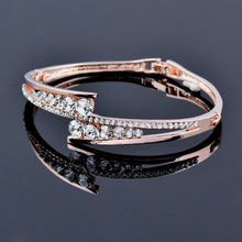 Load image into Gallery viewer, Round Zircon Hollow Gold Plated Bracelet Women&#39;s Fashion Jewelry