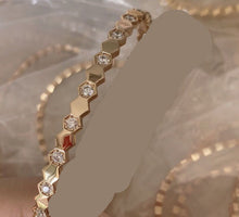 Load image into Gallery viewer, S925 Sterling Silver Honeycomb Bracelet V Gold Plated Microphone