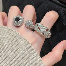 Load image into Gallery viewer, Black Agate Unique Ring Light Luxury High Sense