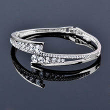 Load image into Gallery viewer, Round Zircon Hollow Gold Plated Bracelet Women&#39;s Fashion Jewelry