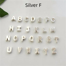 Load image into Gallery viewer, Peach Heart Shaped Letter Necklace Clavicle Chain Necklace