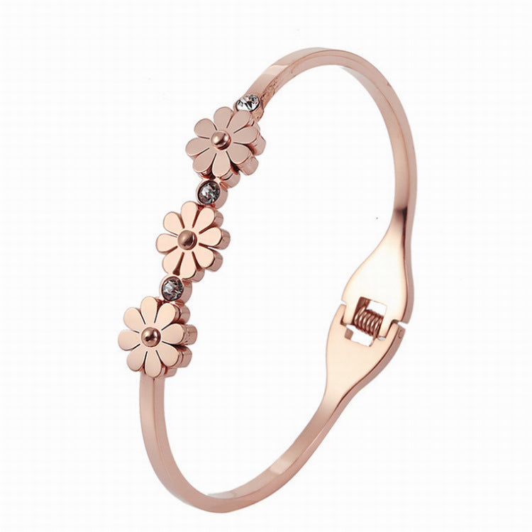 Simple Three Little Daisies TISCO Bracelet Chrysanthemum Jewelry With Diamonds