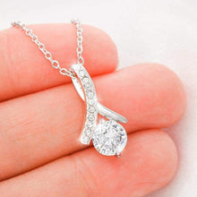 Load image into Gallery viewer, Valentine&#39;s Day Pendant Classic All-match Mother&#39;s Day Gift Necklace Women