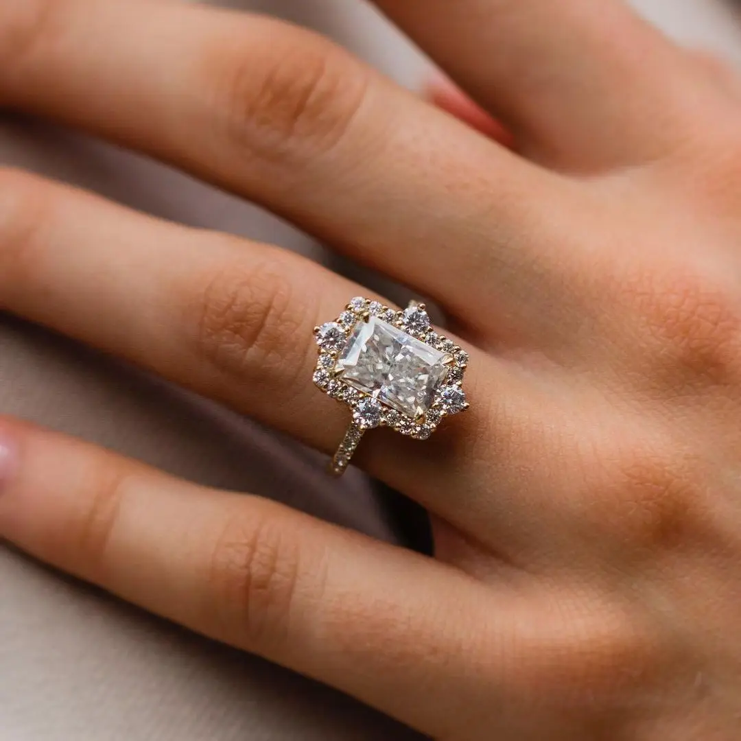 JOVOVASMILE 3.5 Carat Moissanite 10x7mm Crushed Ice Radiant Cut 18K Yellow Gold for Woman Wedding with GRA Certificate 4 JOVOVASMILE 3.5 Carat Moissanite 10x7mm Crushed Ice Radiant Cut 18K Yellow Gold for Woman Wedding with GRA Certificate - Image 3