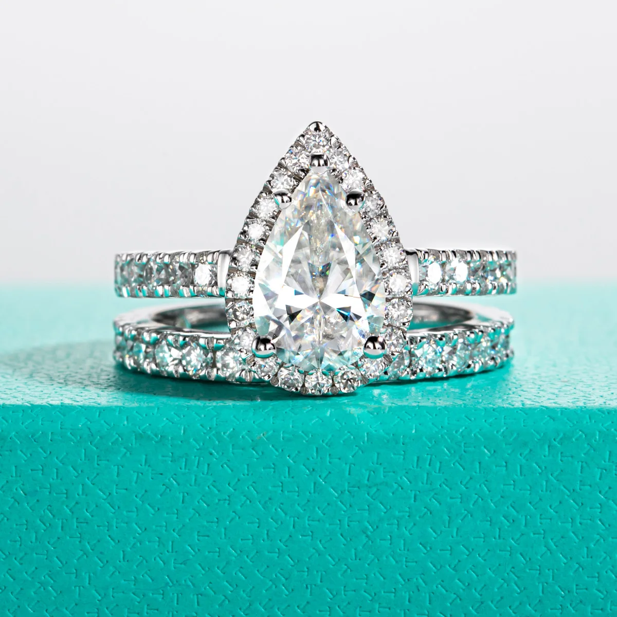 AnuJewel 3ct Pear Cut D Color Moissanite Halo Bridal Ring Set Wedding Band Silver Rings Anniversary Jewelry Gift Wholesale 3 AnuJewel 3ct Pear Cut D Color Moissanite Halo Bridal Ring Set Wedding Band Silver Rings Anniversary Jewelry Gift Wholesale - Image 2