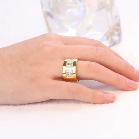 kf S5ddb1461e8504621bc5d164426a89724i